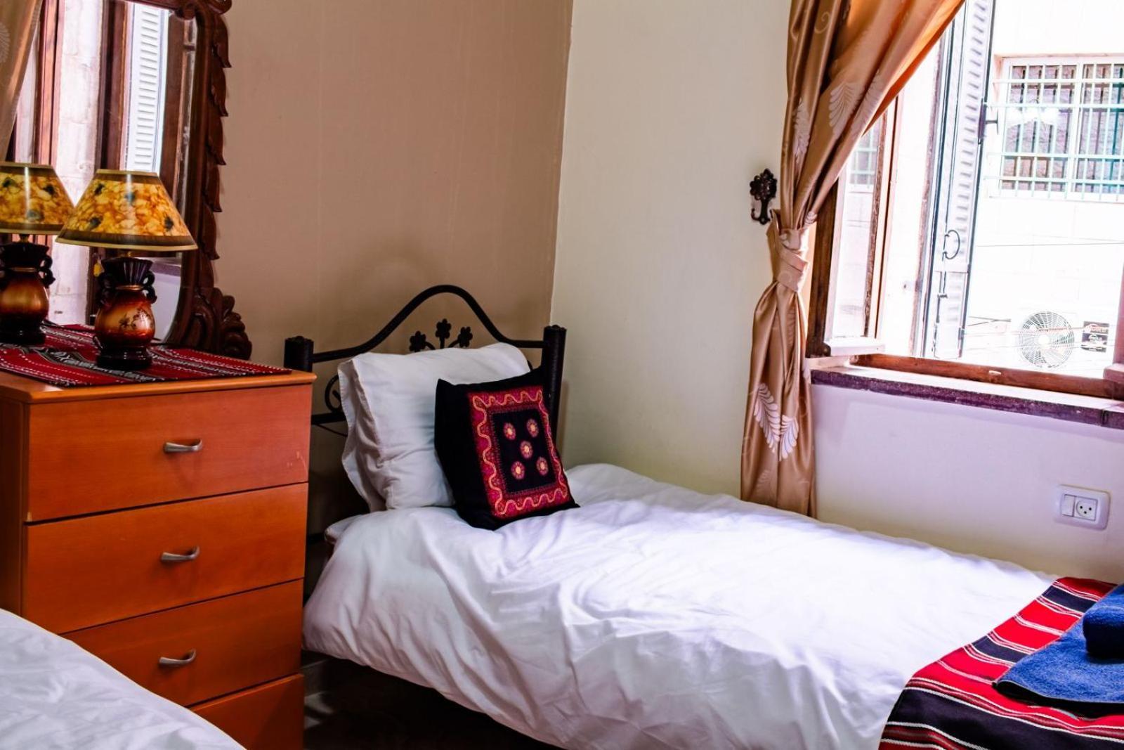 Bread House Apartment Витлеем Екстериор снимка