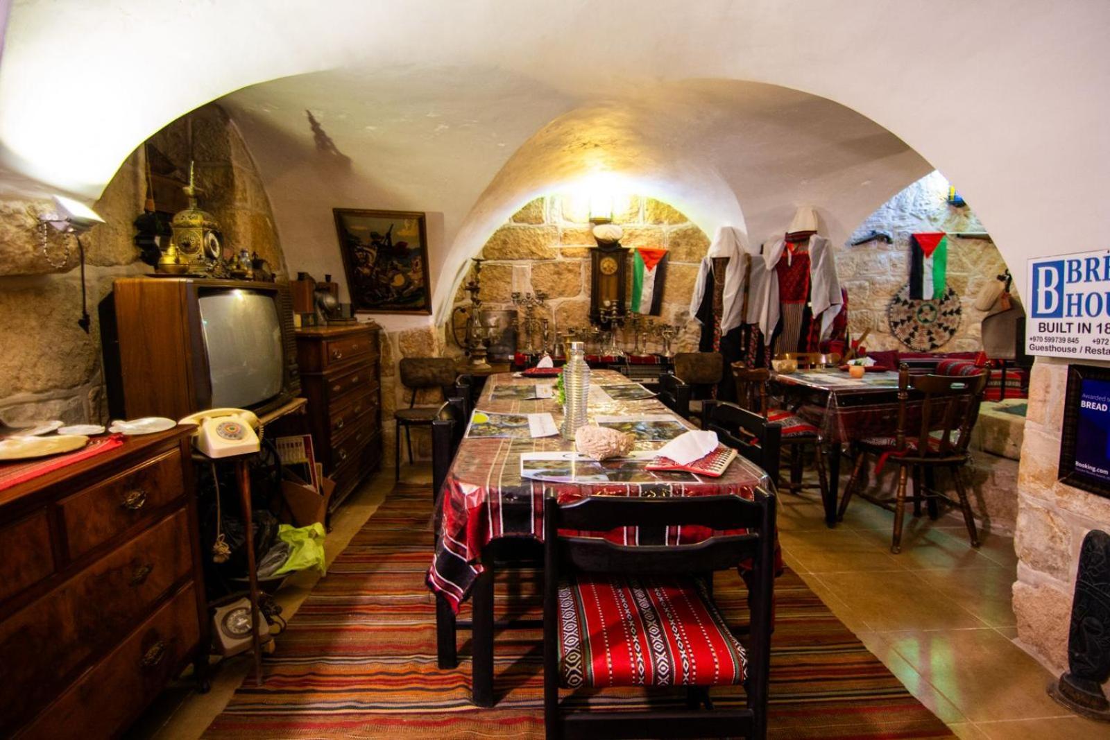 Bread House Apartment Витлеем Екстериор снимка